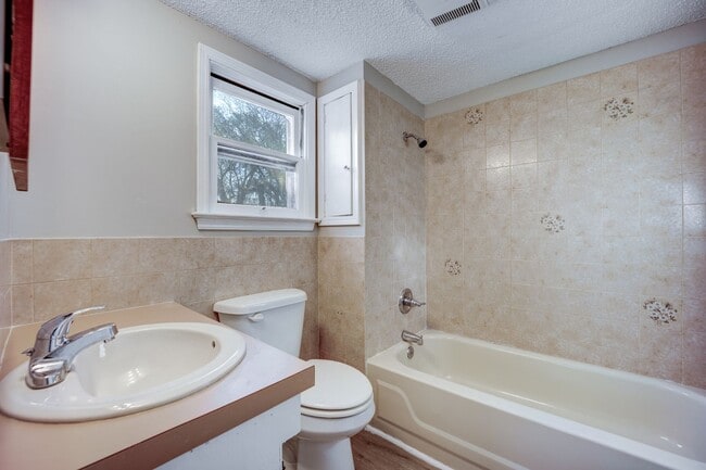 Photo - Freshly Updated 3 Bedroom House