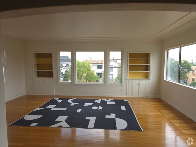Building Photo - 1567 S Ogden Dr Rental