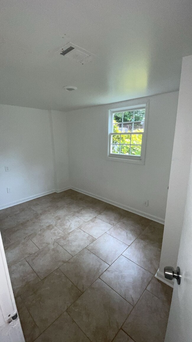 Photo - 1750 Kristi Dr Unit 4