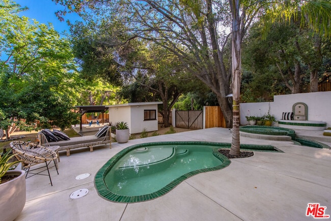 Photo - 1362 Old Topanga Canyon Rd