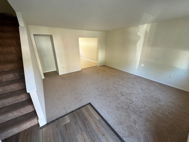 Photo - 9739 Bragg Ln