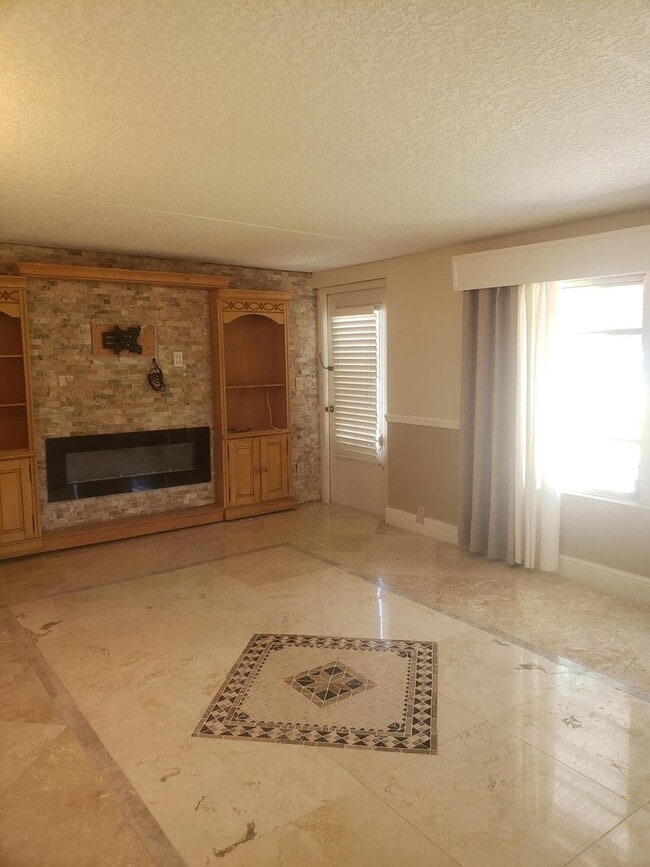 Photo - 812 Dogwood Rd