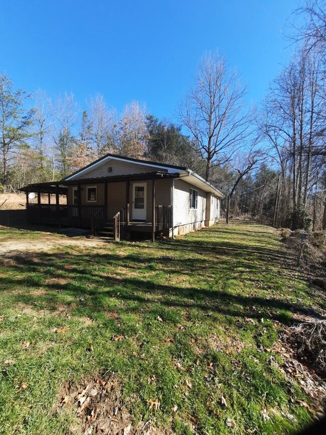 Photo - $1,700 - 2 Bedroom, 1.5 Bathroom Unfurnish... House