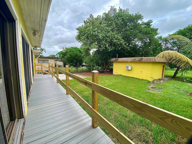 Photo - 14131 NW 3rd Ave