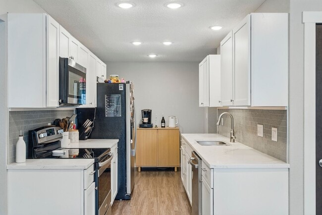 Photo - 927-933 Park Ave W Unidad 929