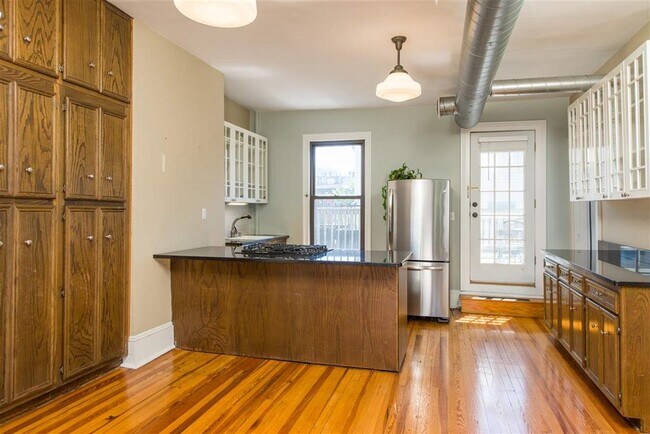 Photo - 427 Garden St Unidad #3