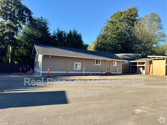 Building Photo - 18701 Snohomish Ave Rental