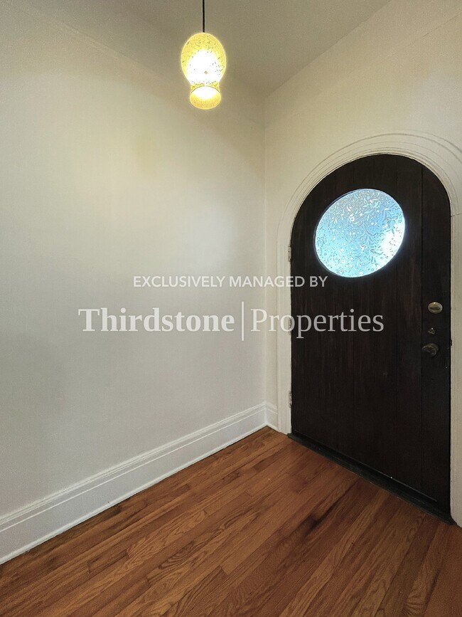 Photo - 1786 Challen Ave Unit 1