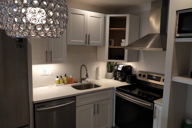 Photo - 3333 ne 33rd st