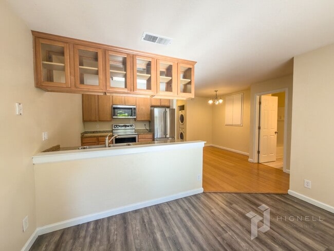 Photo - Gated Community, 3 Bed Condo!