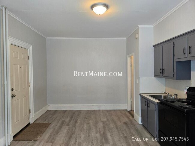 Photo - 179 Pine St Unit 2