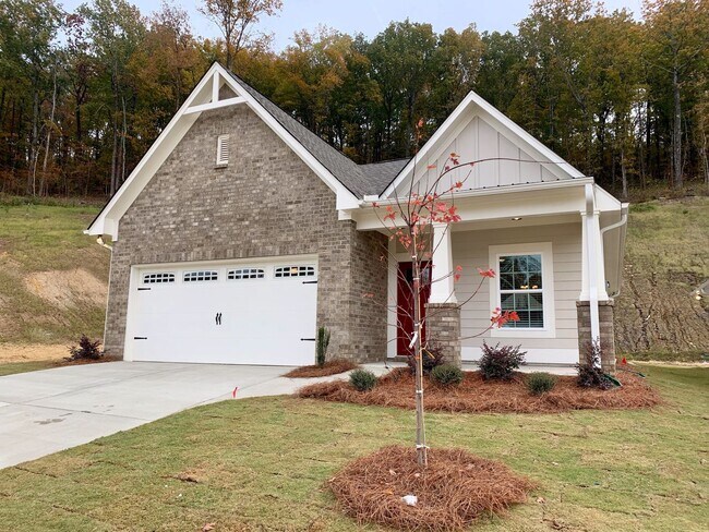 Spacious 3 Bedroom Home with 2 Car Garage! - Spacious 3 Bedroom Home with 2 Car Garage!