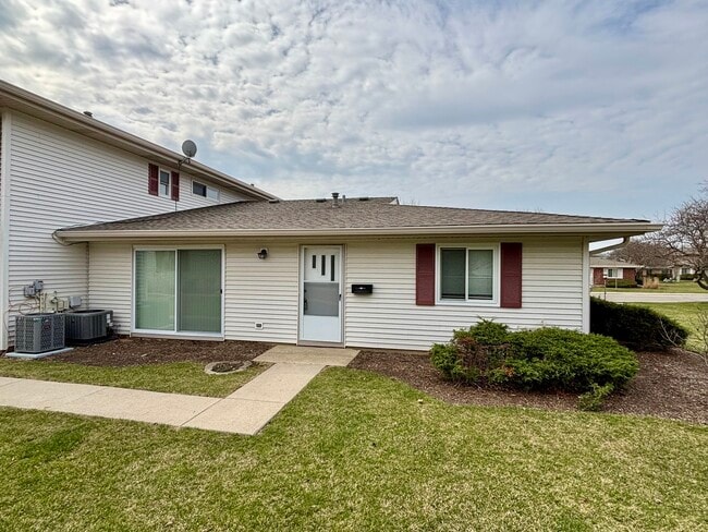 Building Photo - 236 Whidah Ct