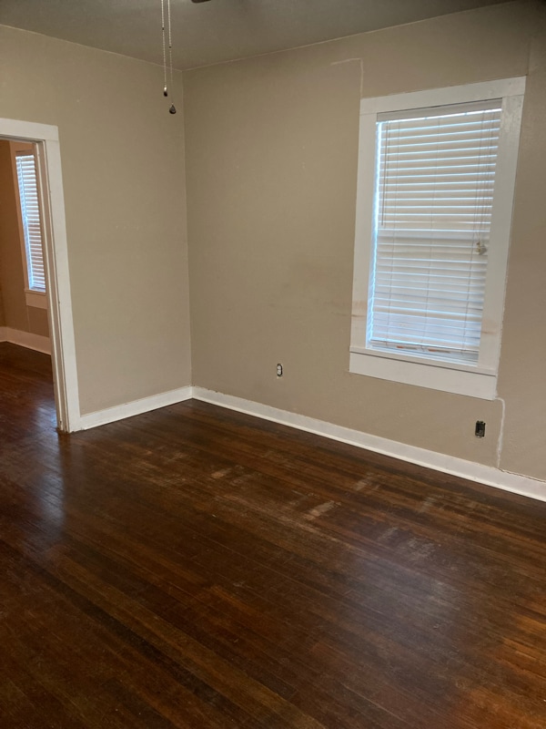 Photo - 710 Jeanette St