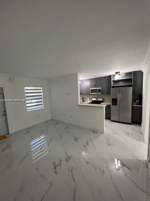 Building Photo - 4250 SW 67th Ave Unit 24