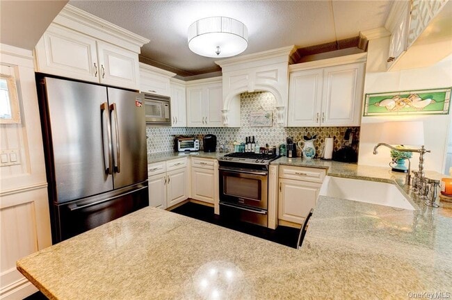 Photo - 170 W Broadway Unit 6G