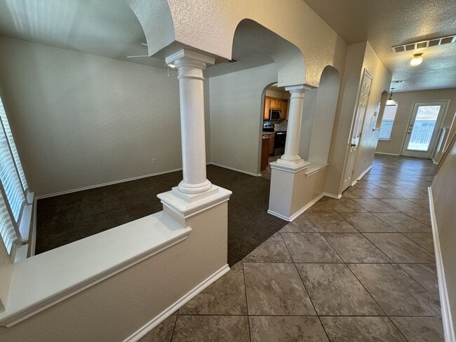 Photo - 5203 Causeway Ct