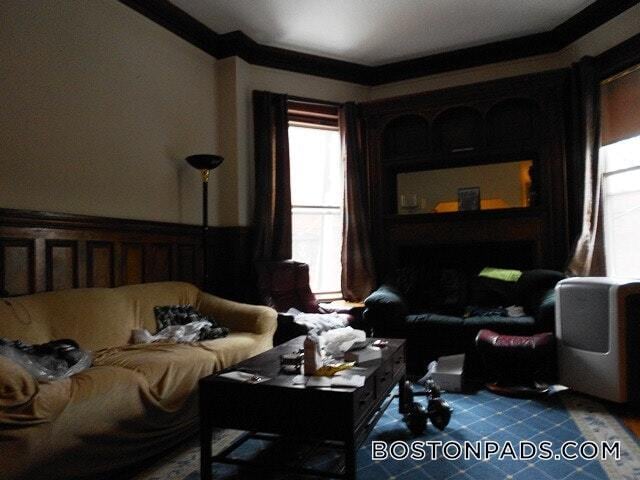 Photo - 849 Beacon St Unit 2