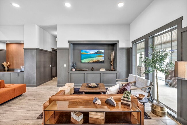 Seven07 Lofts