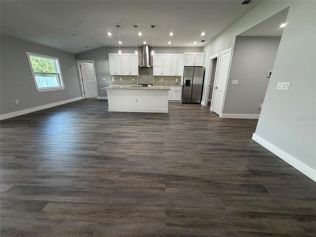 11734 Orange Ct