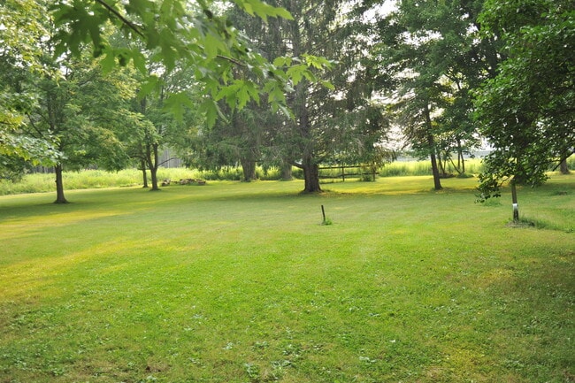 Photo - 8071 River Rd