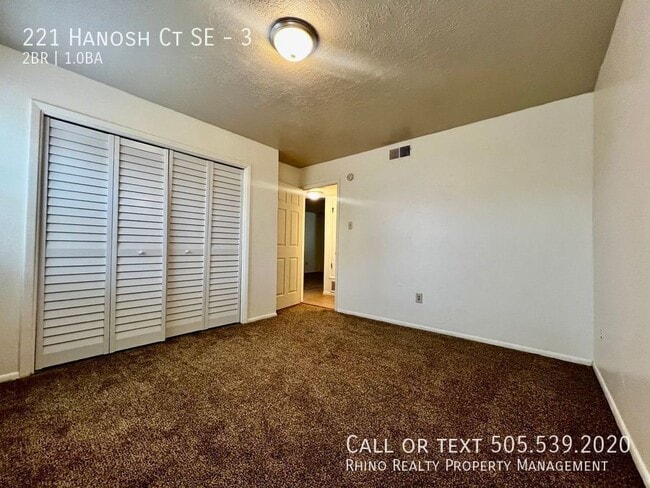 Photo - 221 Hanosh Ct SE Unit 3
