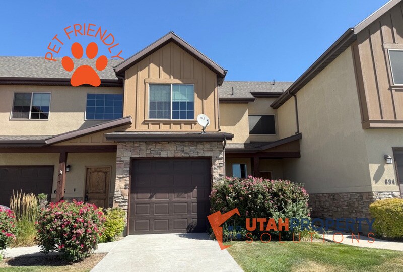 Photo - 696 W Warm Creek Bay Townhome
