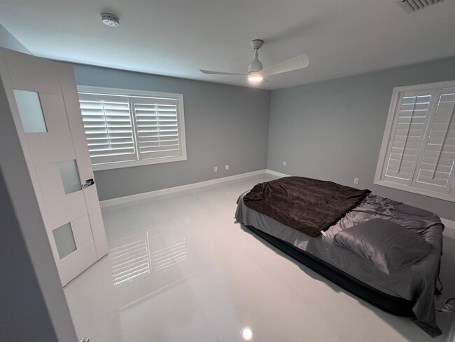 Photo - 8024 SW 91 Ave