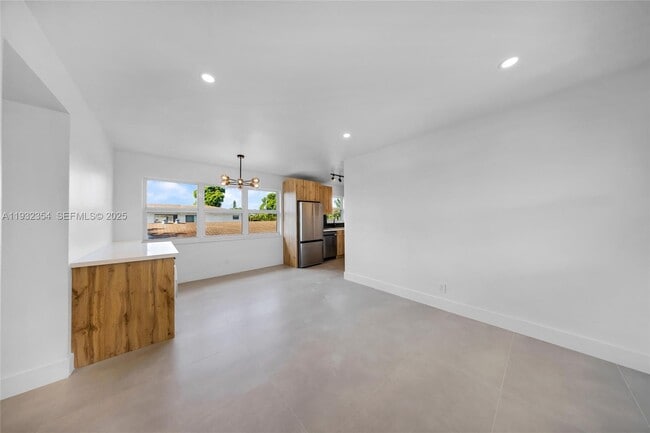 Photo - 5195 NE 18th Ave Unit 1