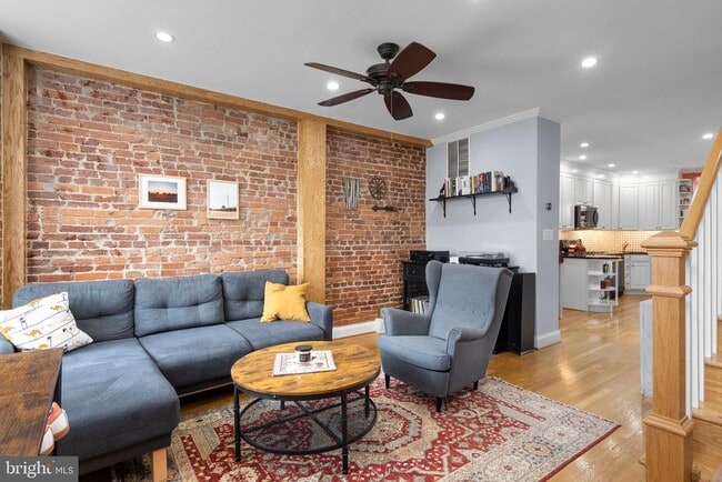 Photo - 1417 1st St NW