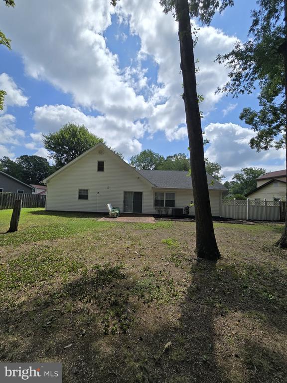 Building Photo - 1136 Hamlin Rd Rental