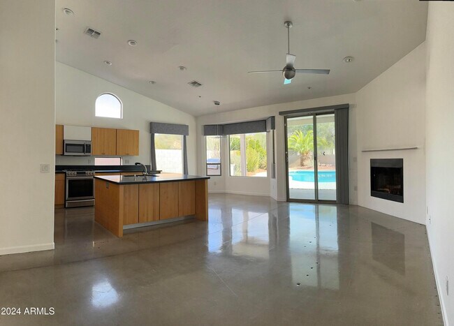 Photo - 14681 N 97th Pl