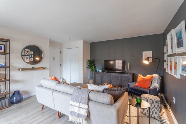 Castlebrook Apartments