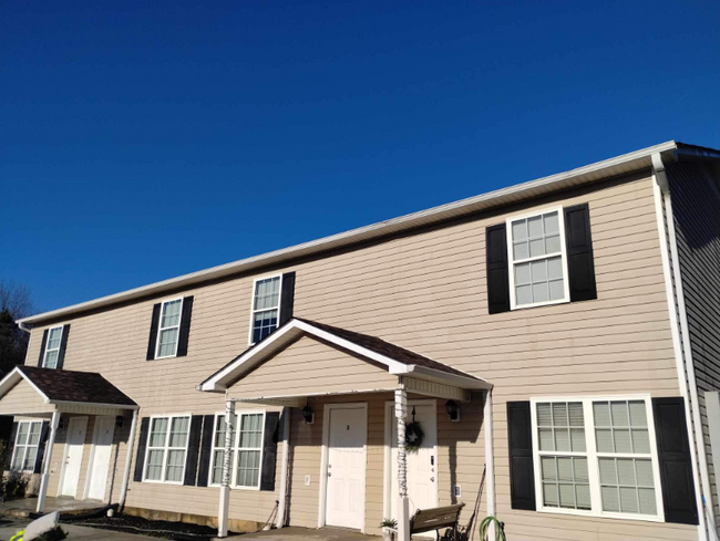 Building Photo - 109 Creekside Dr Rental