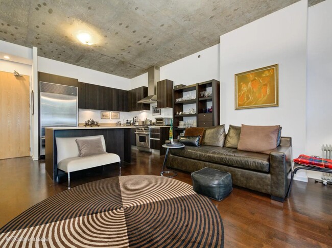 Photo - 1260 N Astor St Condo Unit 3711