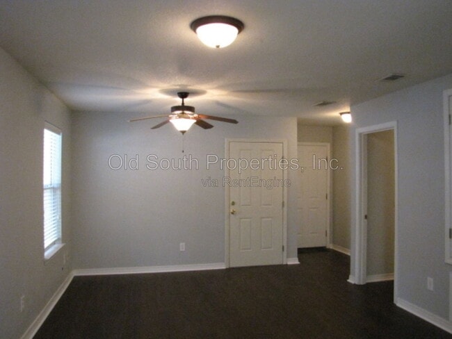 Photo - 8428 Walnut Ave
