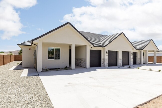 Photo - Brand New 3 Bed / 2 Bath Duplex – Modern L...