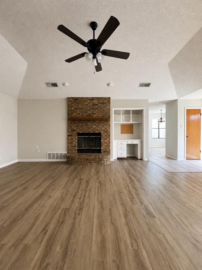 Photo - 1623 Wyoming Ave