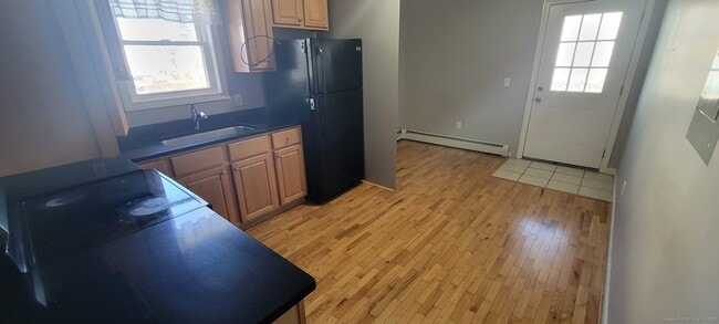 Photo - 18 Montgomery St Unit 1A