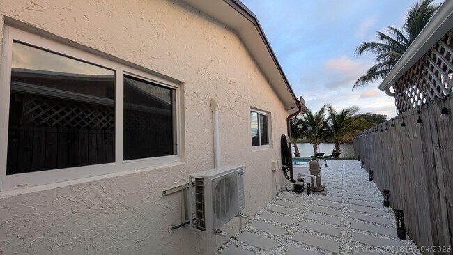 Photo - 11640 NW 32nd Manor