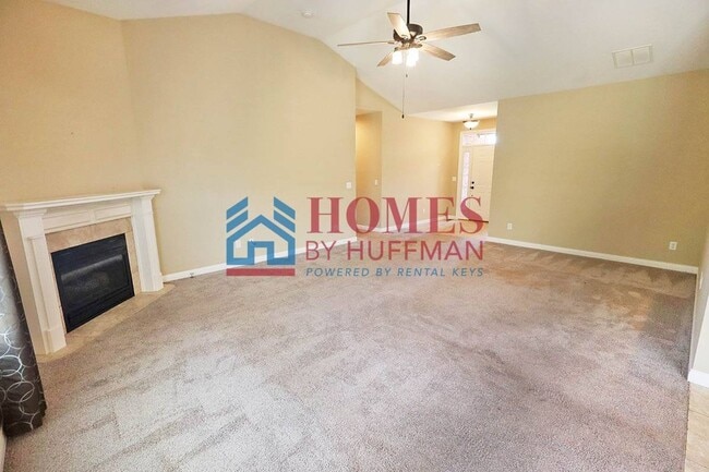 Photo - Three Bedroom | Two Bathroom | Newburgh
