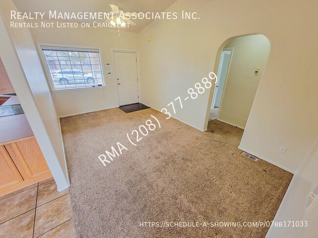 Photo - 7421 Edgebrook-Dr