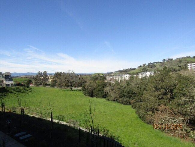Photo - Luxury Living in Fountaingrove Wine Country/ Excellent location with rare views