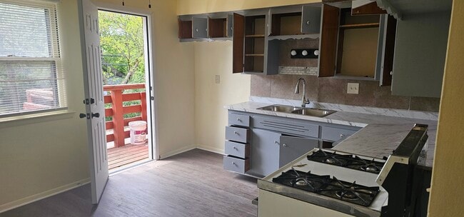Photo - 7005 N Teutonia Ave Unit 7005 N Teutonia Ave