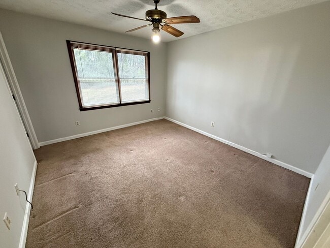 Photo - Yao 141 A&amp;B Welcome Hill Trail Unidad 141B Welcome Hill Trail SW