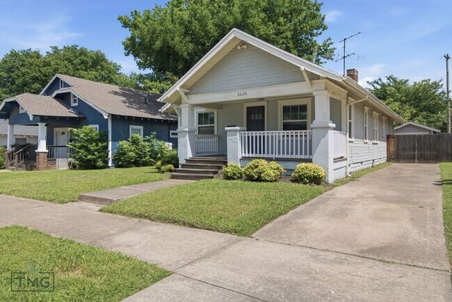 Photo - Classic Charm With All New Amenities 3/2 House!