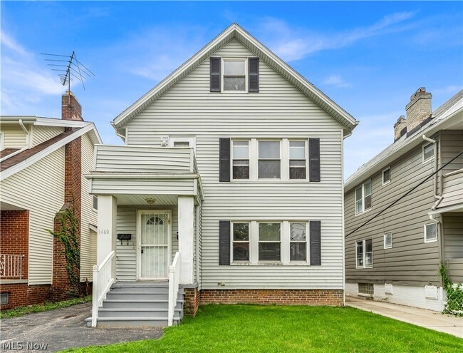 Building Photo - 1460 E 204th St Unit 1/DN