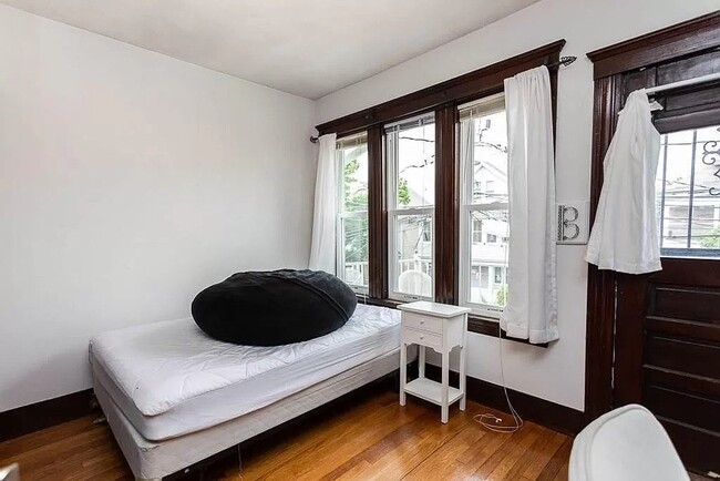 Photo - 42 Sunset Rd Unit #2