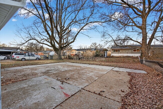 Photo - 2385 Greenbriar Dr
