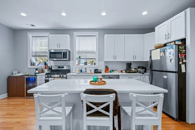 Photo - 612 W Stratford Pl Unit 2R